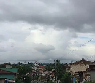 céu nublado em Jequié